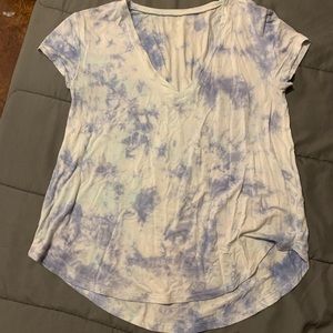 American Eagle soft T size small